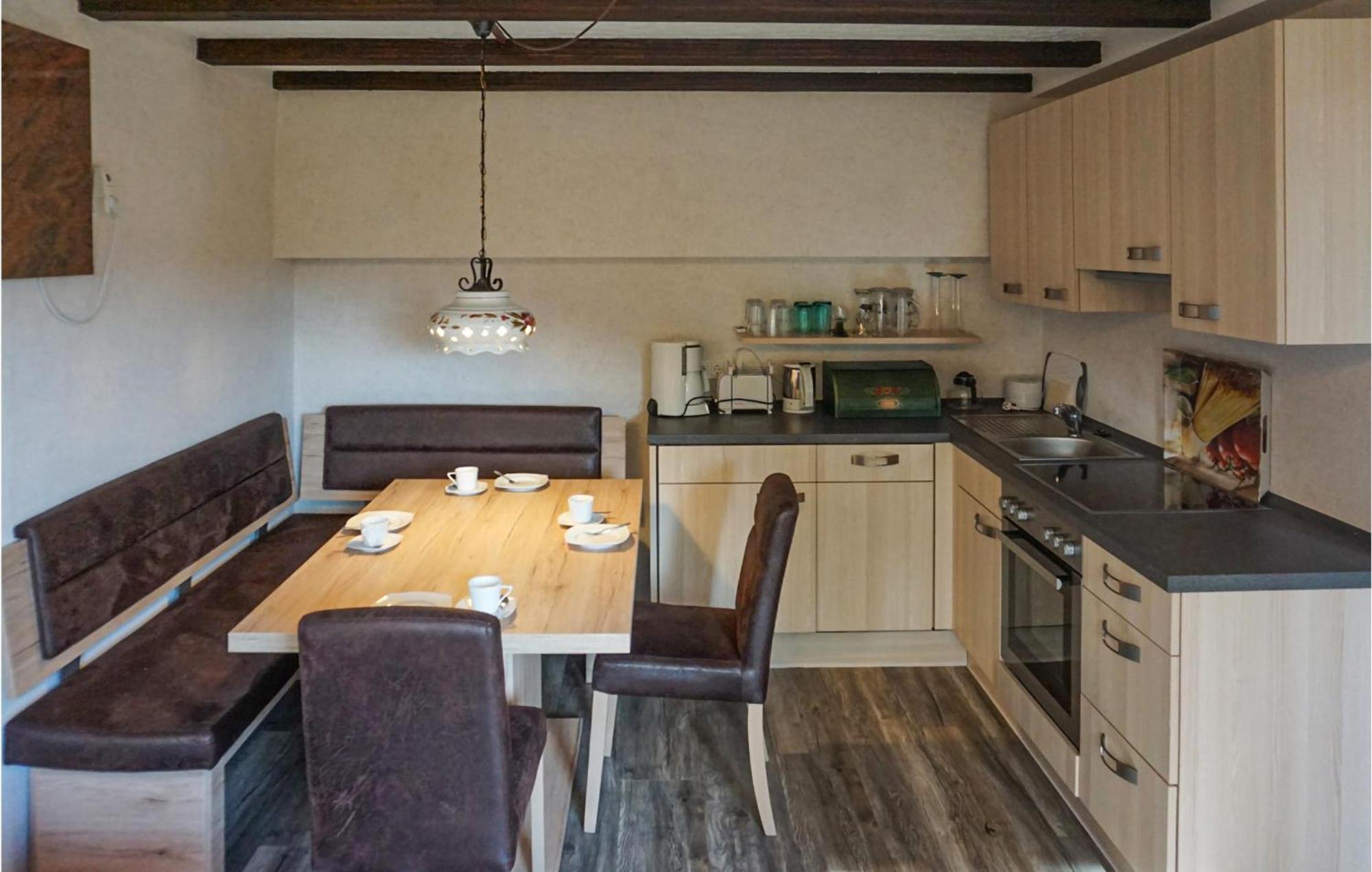 Amazing Apartment In Hinterweidenthal With Wifi Exterior photo